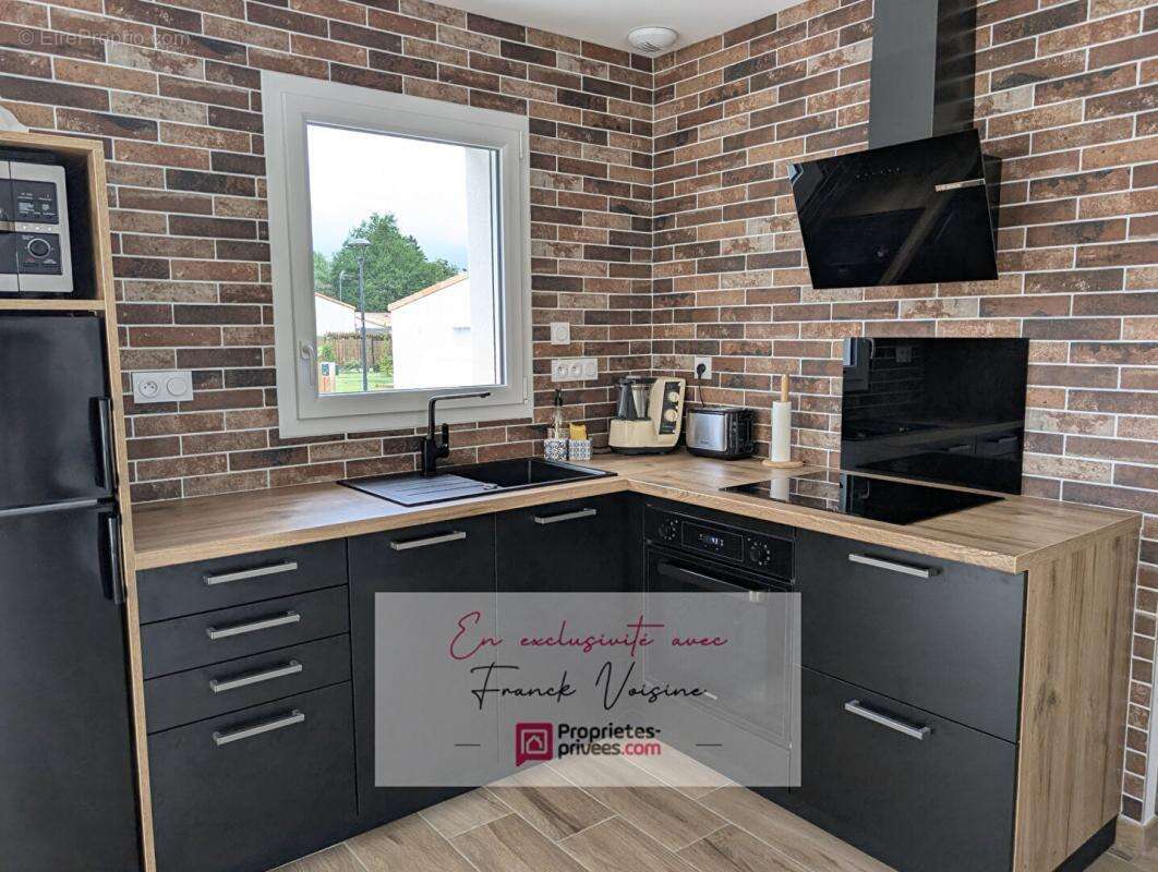 A VENDRE en Exclusivité à Saint Mars la Réorthe, Maison de 88 m2 env avec 3 chambres sur une parcelle de 314 m2 env - photo 4