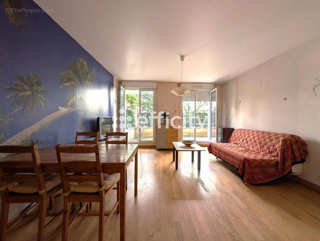Appartement à EPINAY-SUR-SEINE