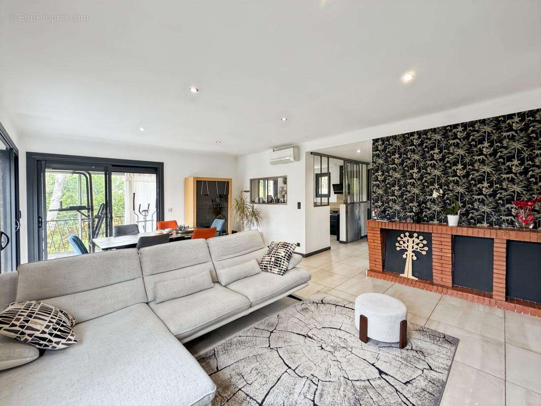 Maison à SAINT-RAPHAEL