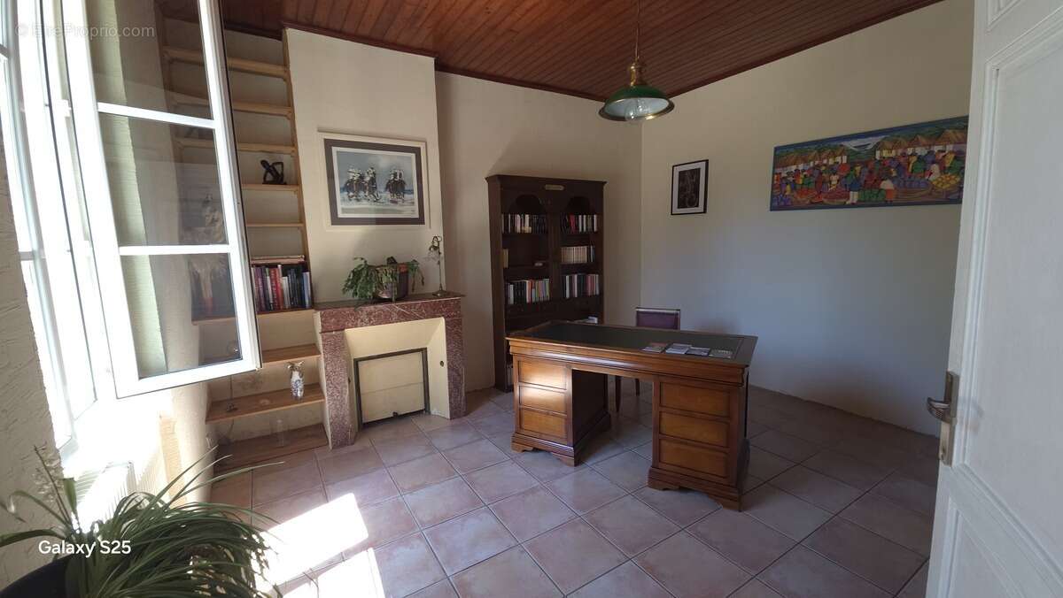 Maison 230 m² à Mios  - photo 4