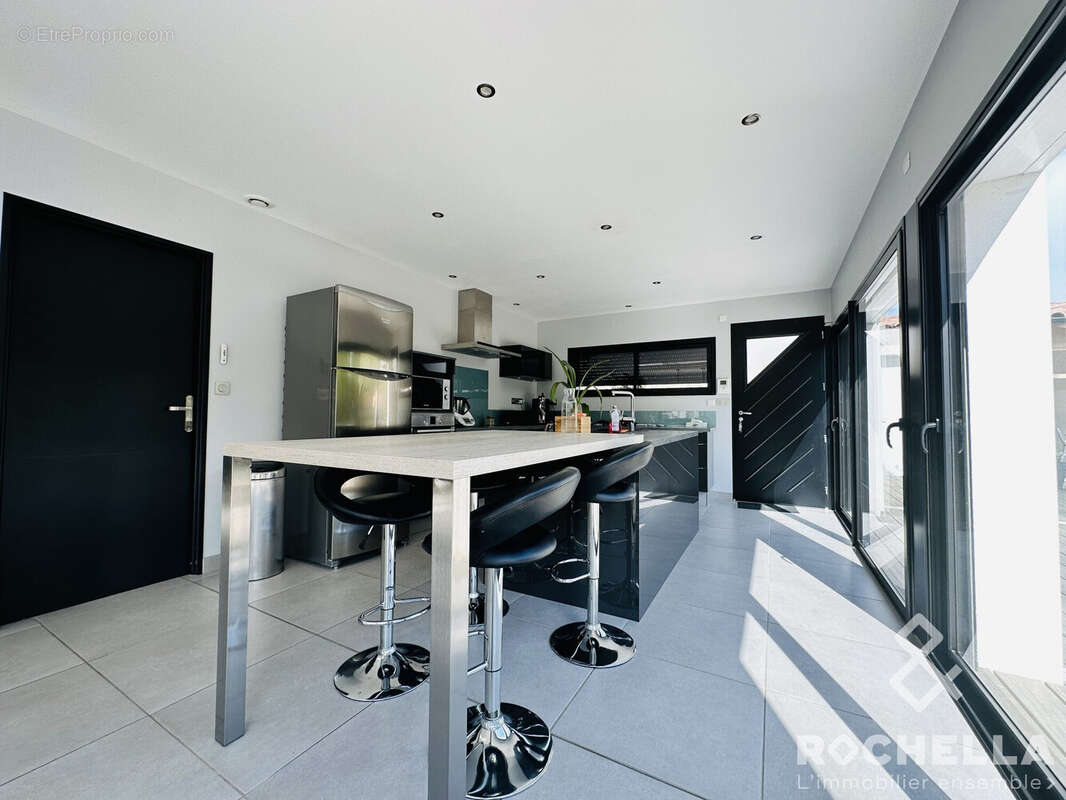 Maison à ASNIERES-LA-GIRAUD