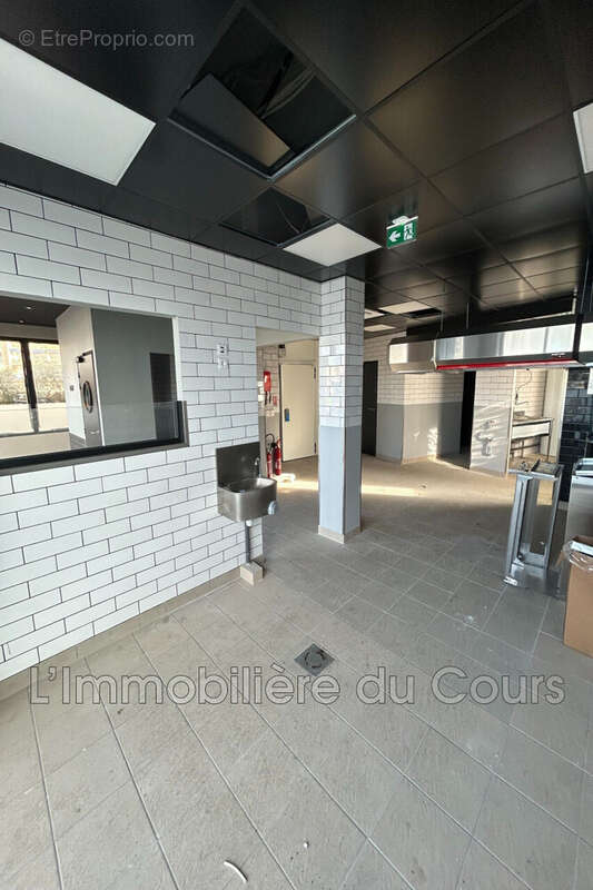 Commerce à MARTIGUES