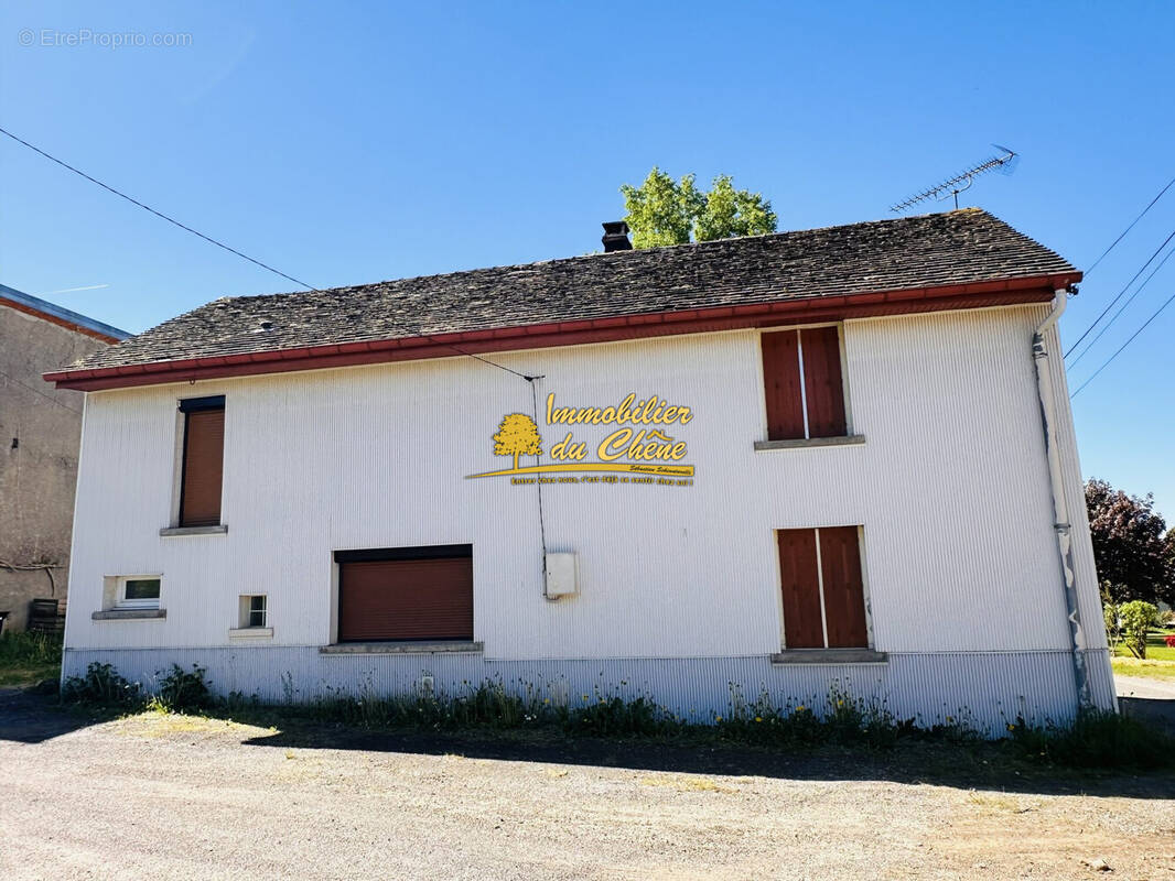 Maison à FOUGEROLLES