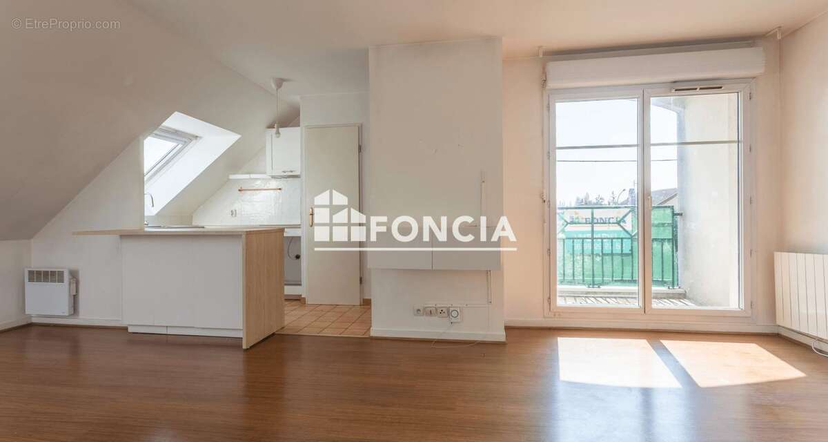 Appartement à MORANGIS