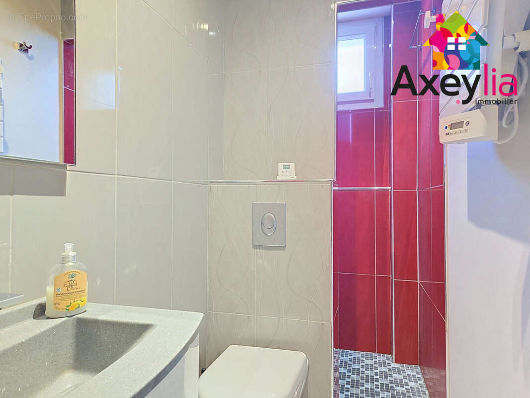 A vendre - roanne - maison 4 chambres, garage et terrain - photo 12
