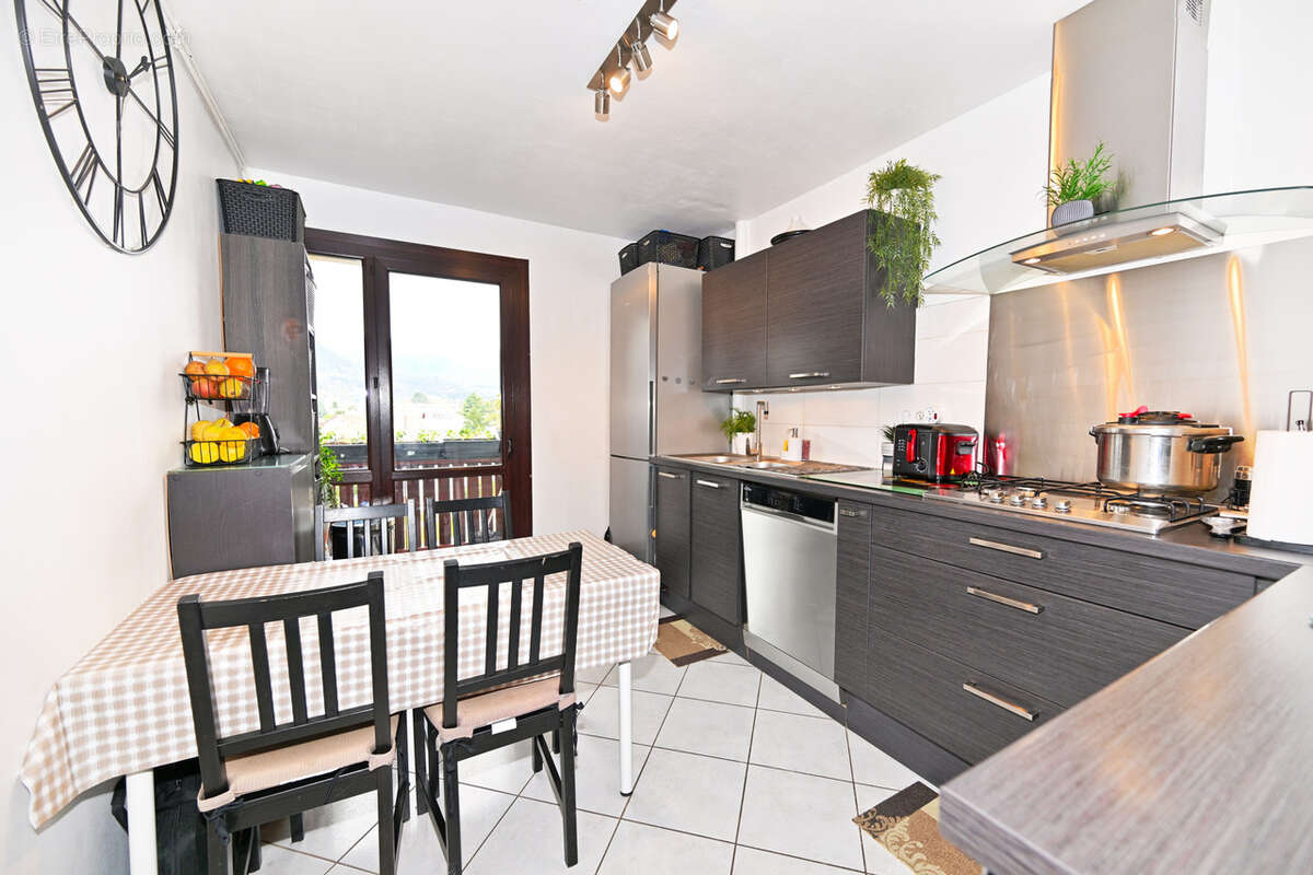 Appartement à BASSENS