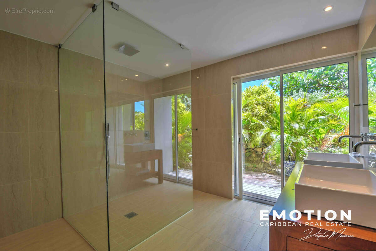 Maison à SAINT-MARTIN