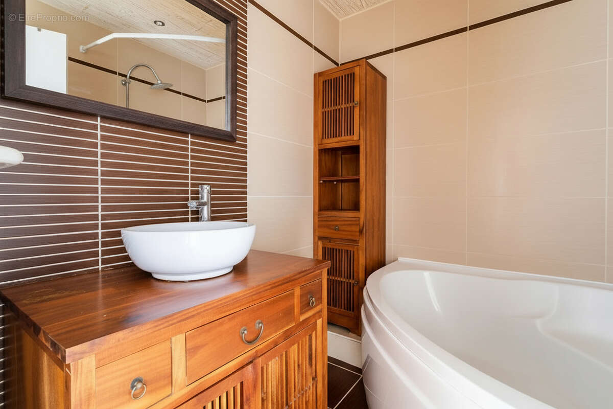 Appartement à SAINT-GRATIEN