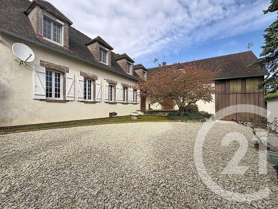 Maison à SAINT-BENOIST-SUR-VANNE