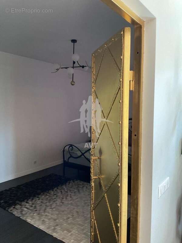 Maison à LE BLANC-MESNIL