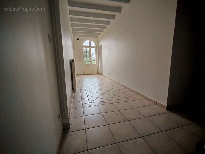 Maison à SAINT-EMILION