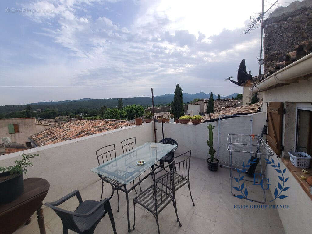 Appartement à CAMPS-LA-SOURCE