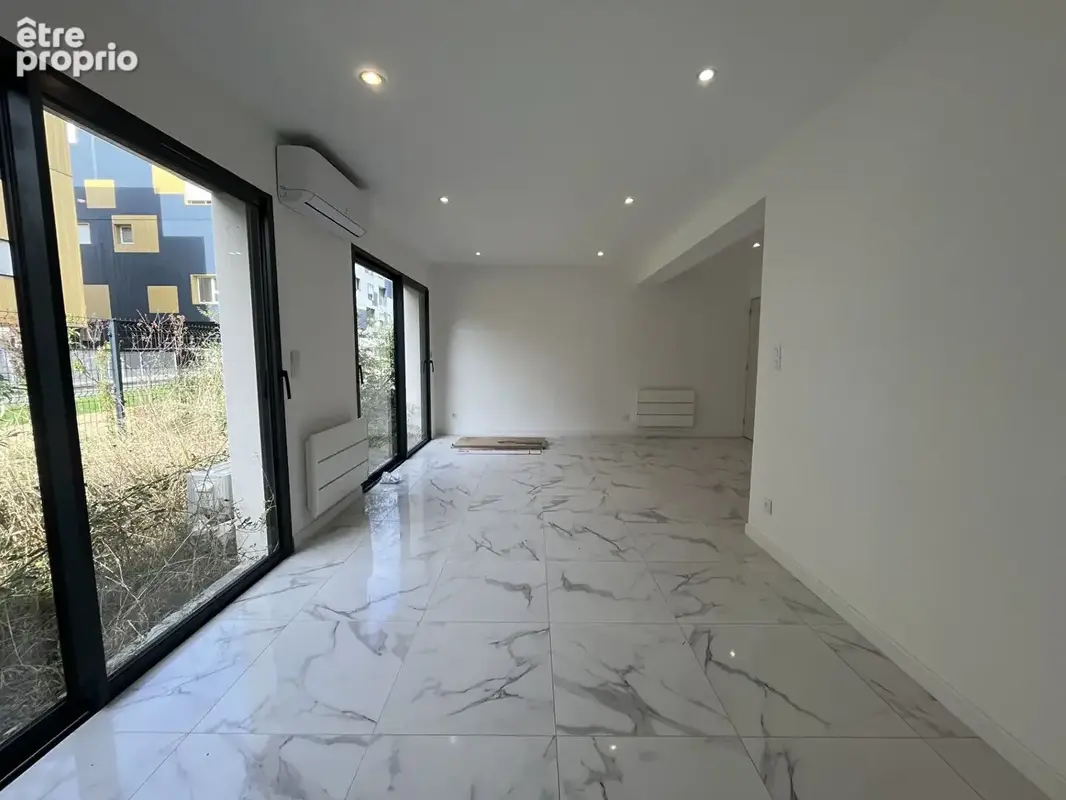 Maison contemporaine à vendre à Trélazé avec pompe à chaleur - photo 2