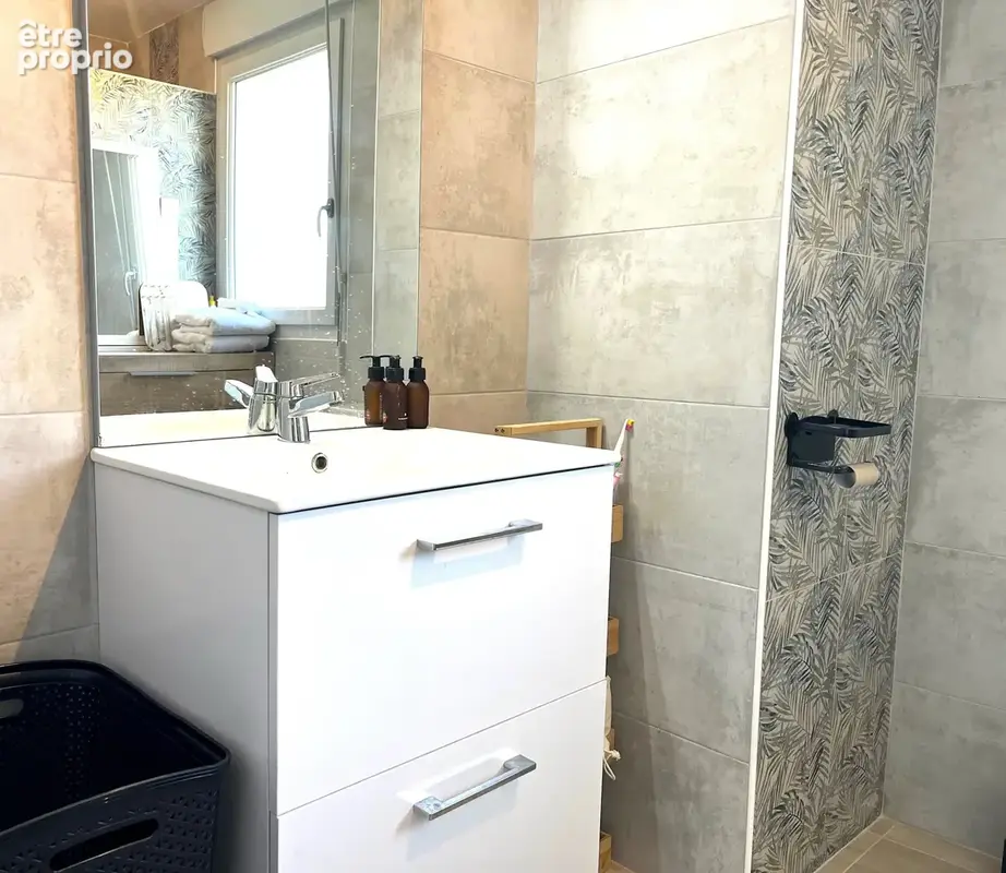 À VENDRE   Maison récente de 85 m2 avec terrain de 1 115 m2   Saint-Trivier-de-Courtes - photo 6
