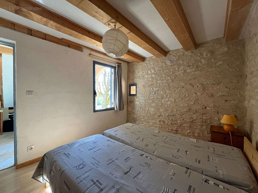 Maison à BROUCHAUD