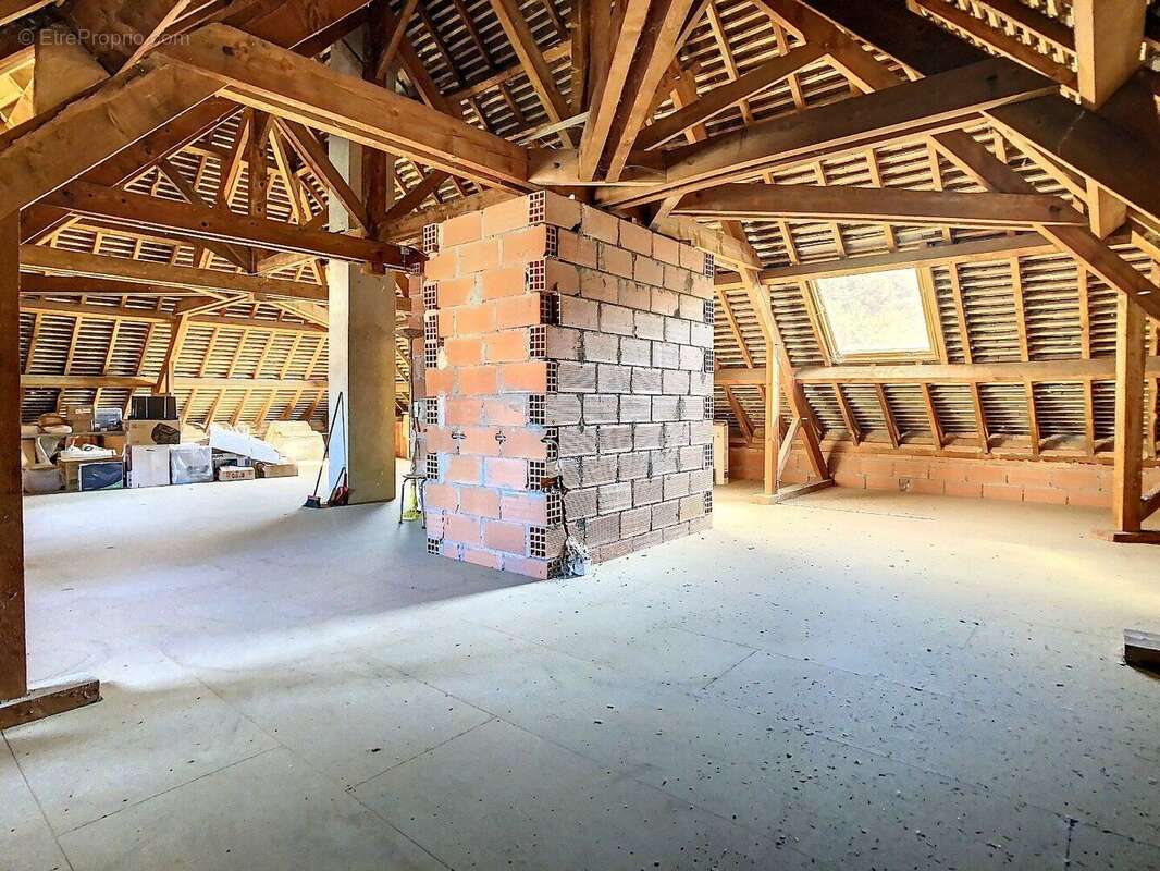 Maison familiale 185 m² + logement indépendant - photo 5