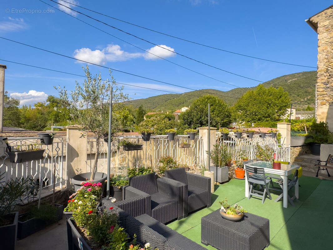 Maison à SAINT-JULIEN-EN-SAINT-ALBAN