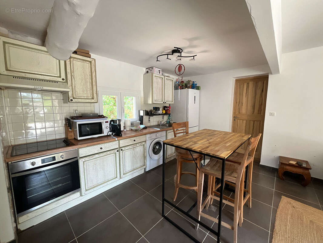 Maison à L&#039;ISLE-SUR-LA-SORGUE