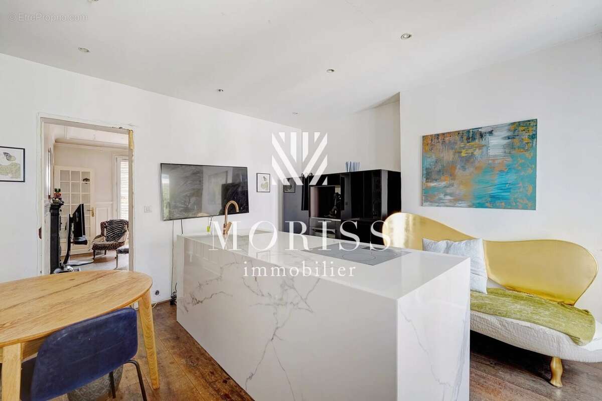 Appartement à PARIS-15E