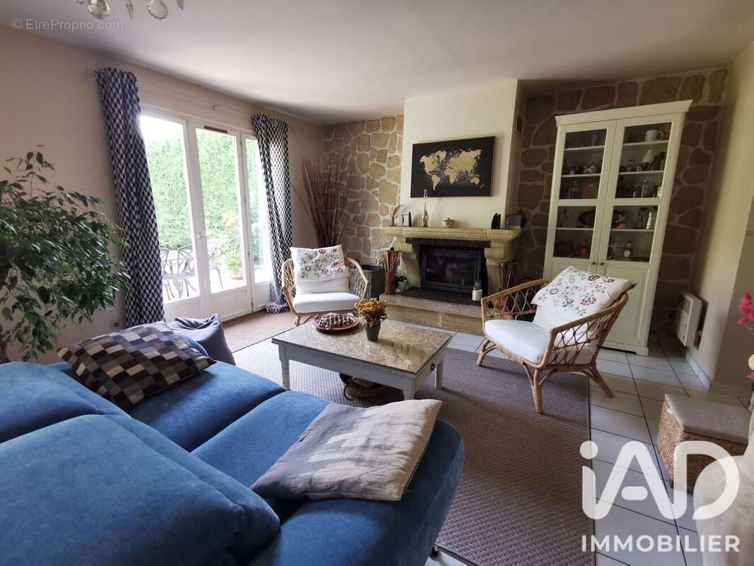 Maison 124 m² à Nezel  - photo 7