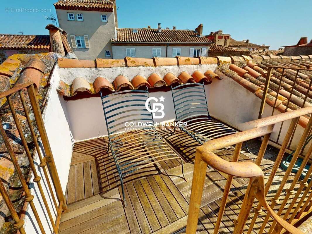 Appartement à GASSIN