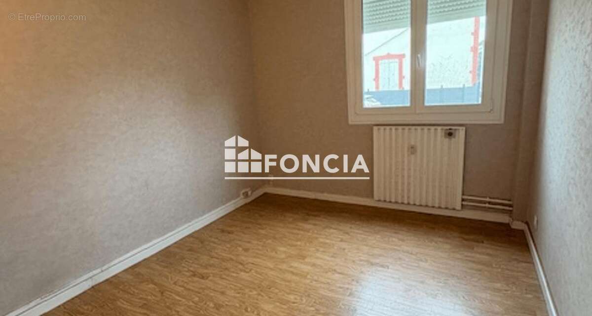 Appartement à CHARLEVILLE-MEZIERES