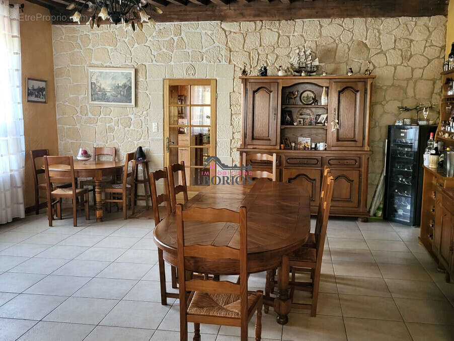 Maison à VERDUN-SUR-LE-DOUBS