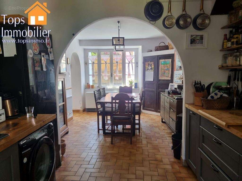 Charmante maison de village rénovée  102 m² habitables avec jardin et dépendances - photo 4
