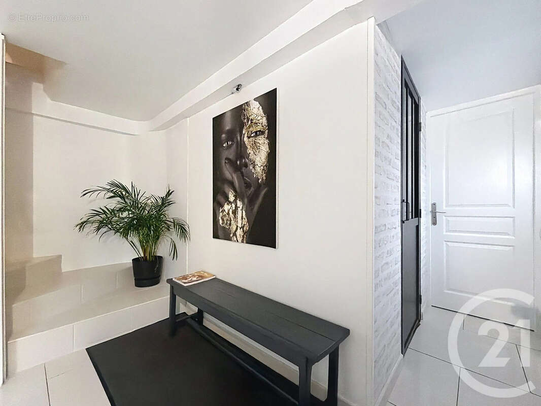 Maison à SAINTE-SAVINE