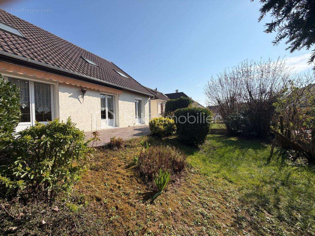 Maison à VILLIERS-SUR-ORGE