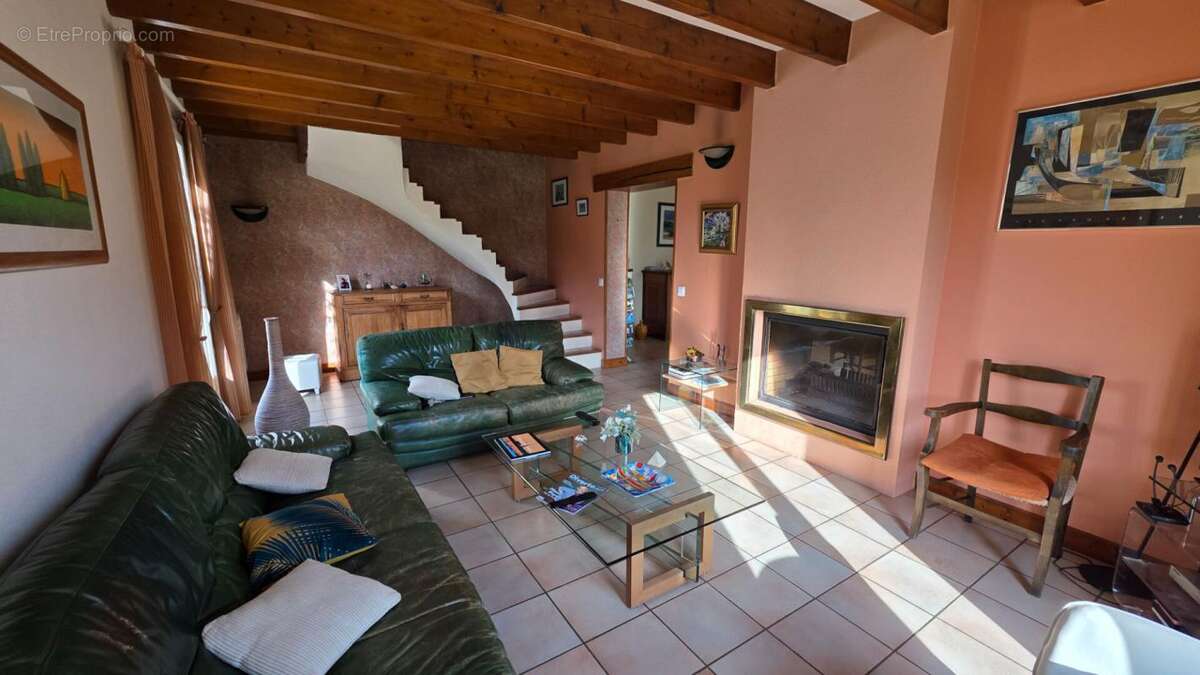 Maison à ARTIGUES-PRES-BORDEAUX