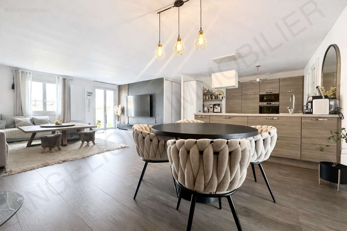 Maison à SAINT-CREPIN-IBOUVILLERS