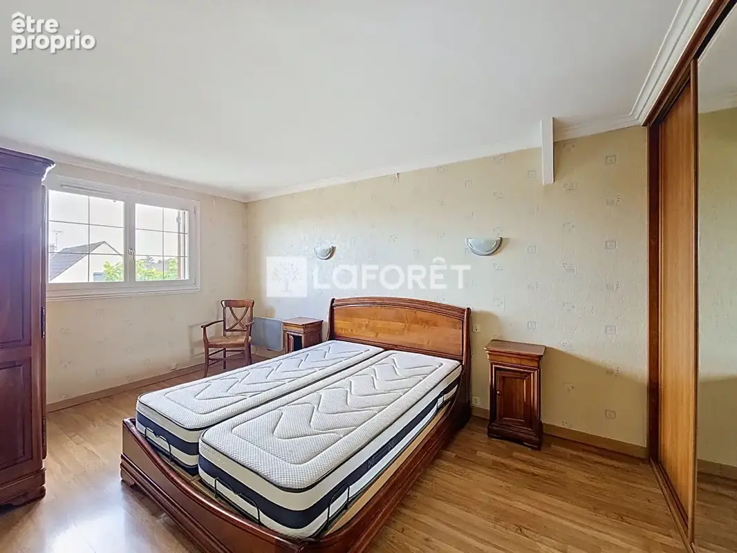 Maison individuelle Linas 4 chambres - 137 m² sur terrain de 437 m² - photo 7