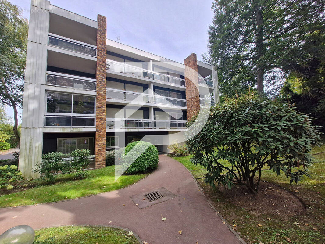 Appartement à L&#039;ISLE-ADAM