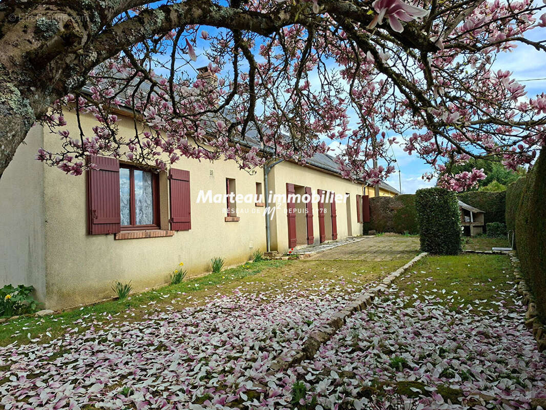Maison à PARIGNE-L'EVEQUE