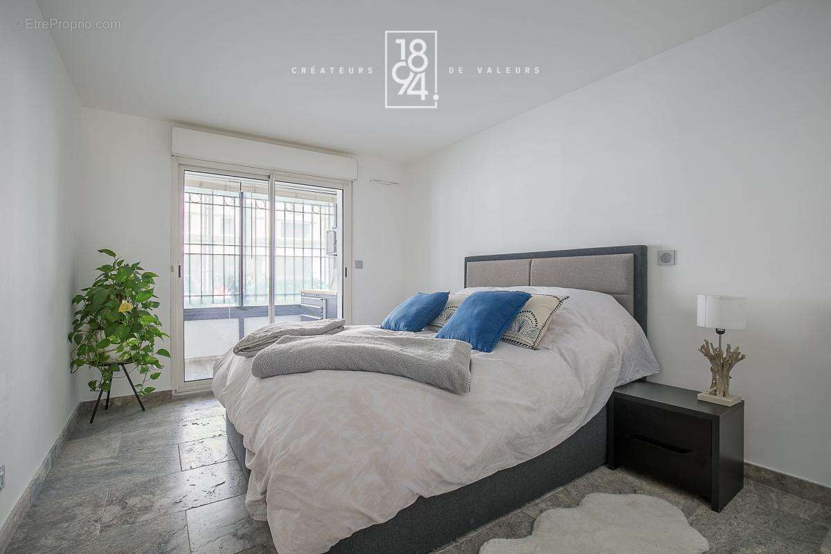 Appartement à MARSEILLE-8E