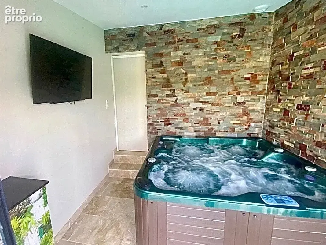 agreable villa recente (2020) sur 680m2 calme. - photo 5