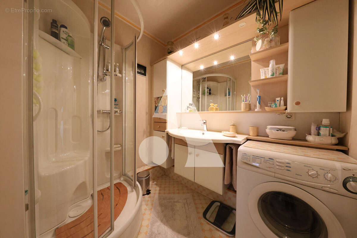 Appartement à CORBEIL-ESSONNES