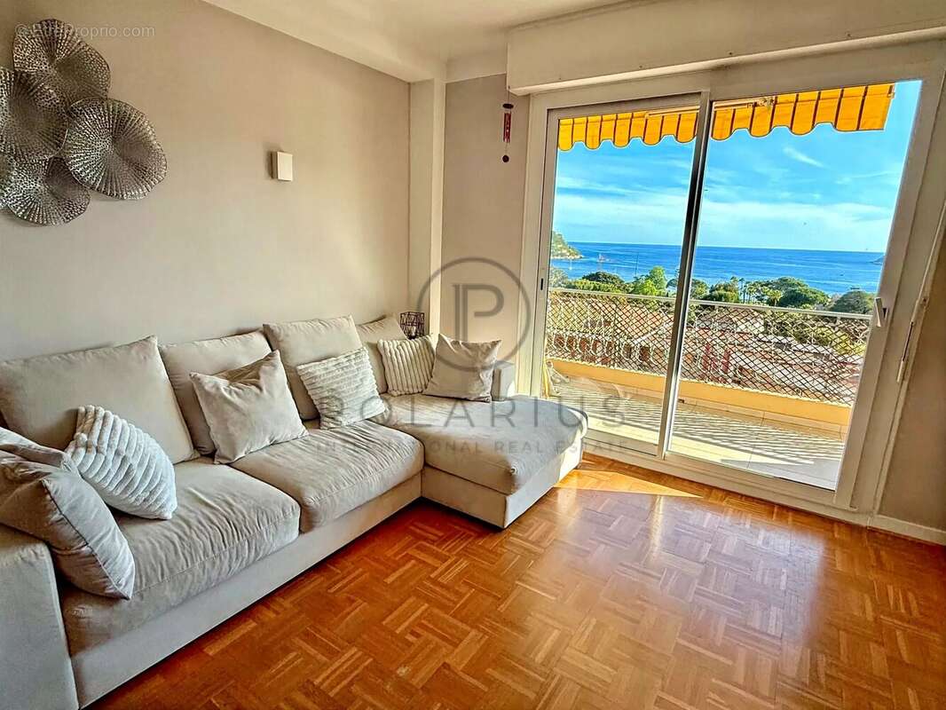 Appartement rénové de 2 chambres avec vue sur la mer - photo 4