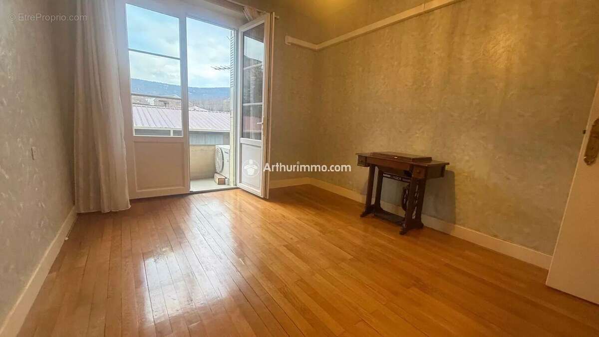 Appartement à MILLAU