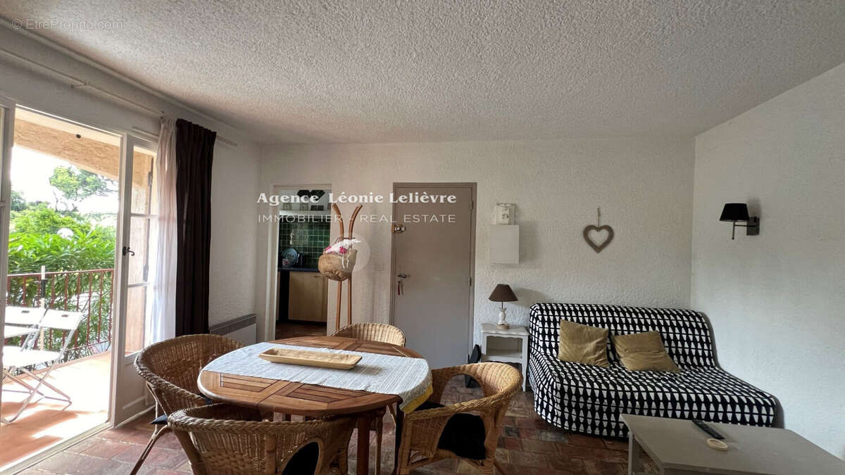 Appartement à LES ISSAMBRES