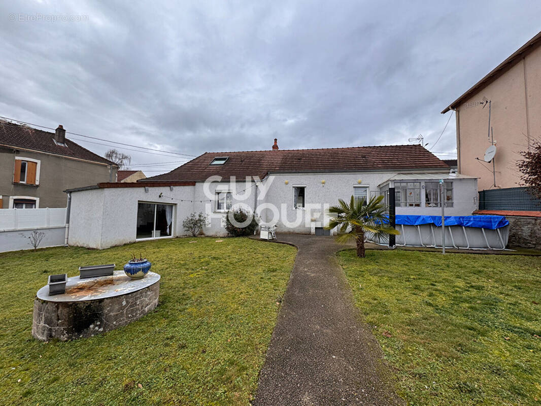 Maison à LE CREUSOT