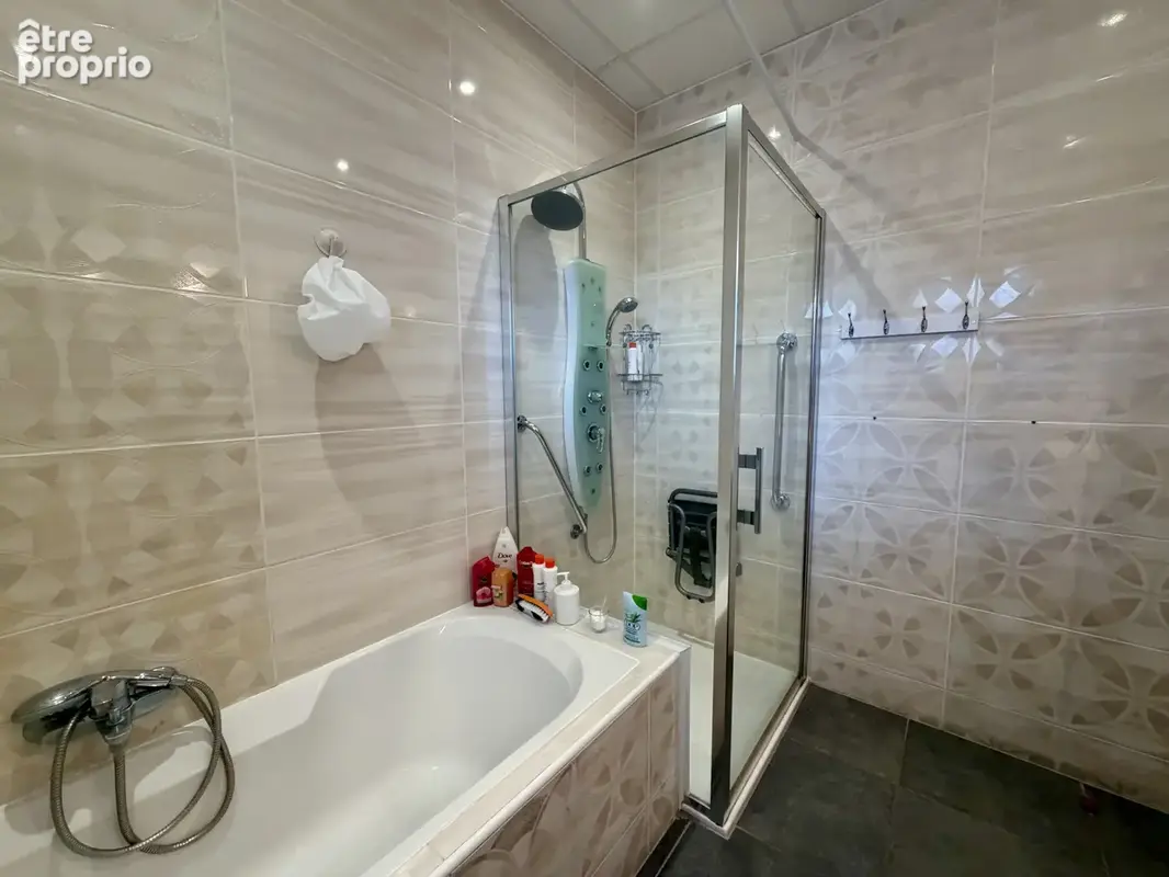 Appartement rez-de-chaussée 93 m2 2 chambres - photo 7