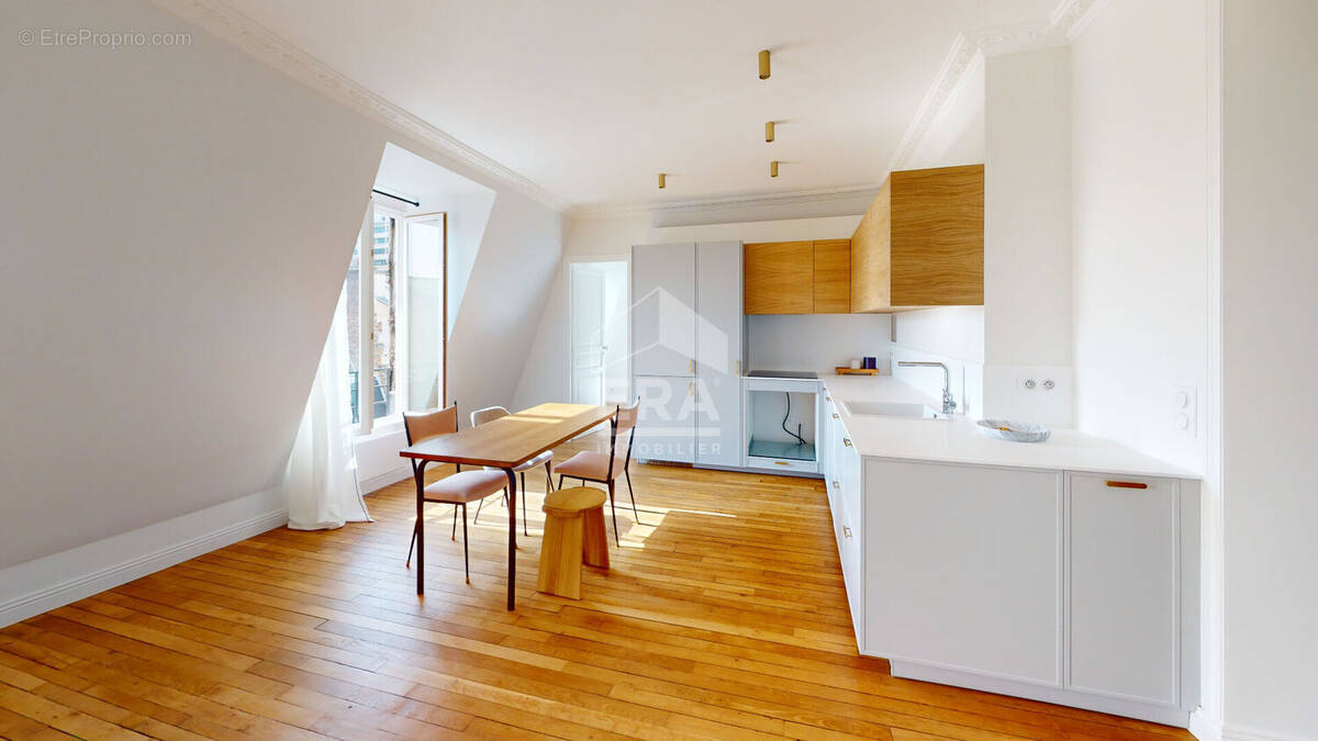 Appartement à PARIS-19E