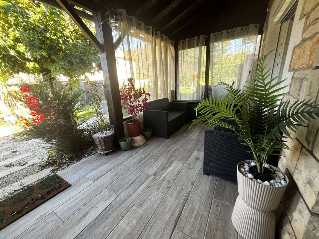 Maison à VILLEFRANCHE-DE-ROUERGUE