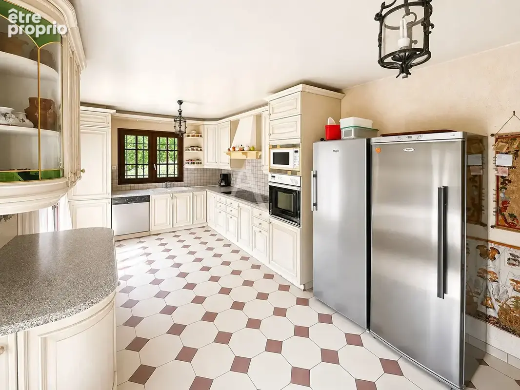Maison Vaux Sur Seine 207m² - 6 chambres - photo 6
