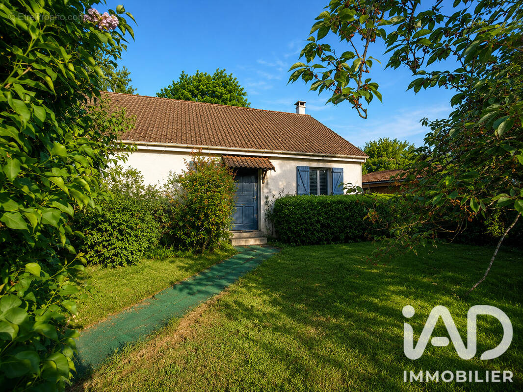 Photo 1 - Maison à BRECY