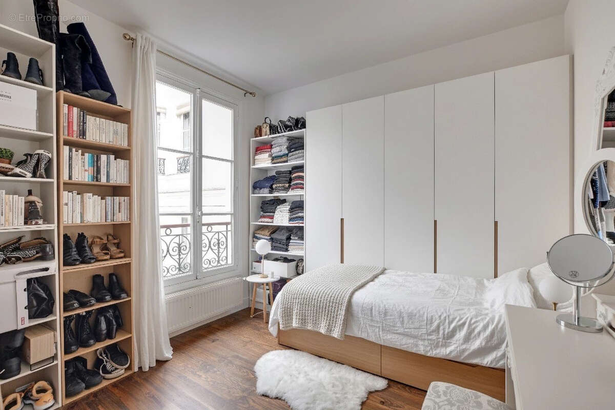 Appartement à PARIS-11E