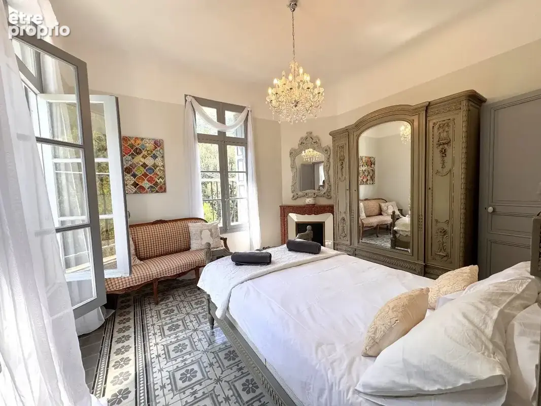 Sublime authentique chateau totalement renove au coeur du pays cathare, piscine, vue chateau - photo 8