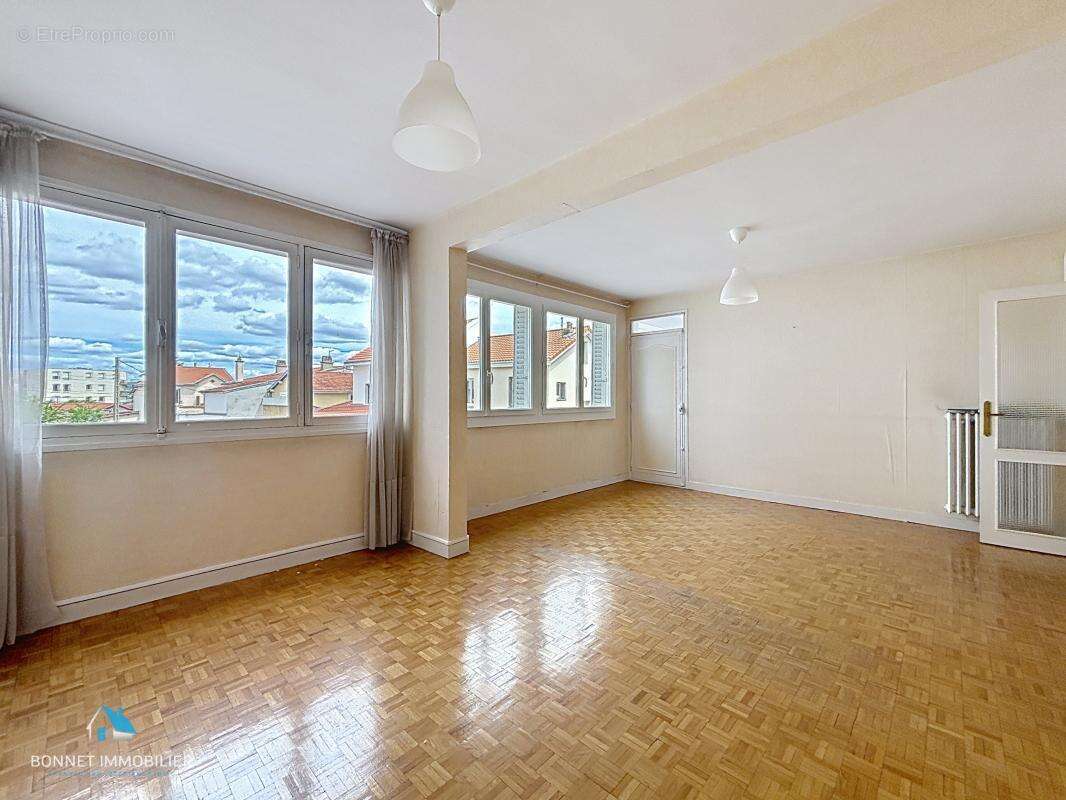 Appartement à CLERMONT-FERRAND